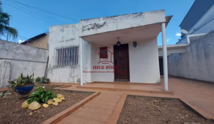 Casa para Venda em São Paulo, Jardim Maria Estela, 2 dormitórios, 2 banheiros, 4 vagas