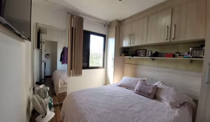 Apartamento para Venda em São Paulo, Vila Carmosina, 2 dormitórios, 1 banheiro, 1 vaga