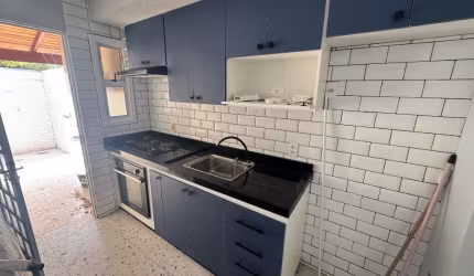 linda casa sobrado  bairro Jardim interlagos vila flora de Hortolândia/SP