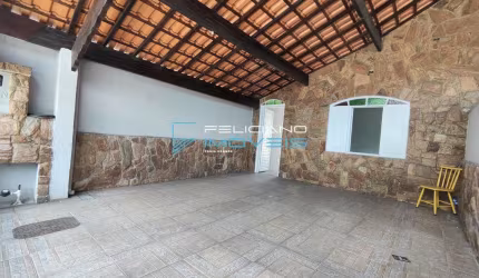 Casa com 3 dorms, Guilhermina, Praia Grande - R$ 750 mil, Cod: 4821