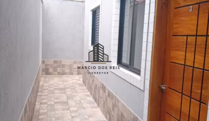 SobrePosta Baixa de Dois Dormitórios na Vilas Margarida