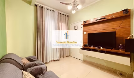 Apartamento térreo com quintal, 2 dormitórios, vaga