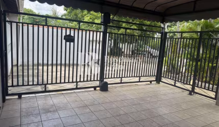 Casa com 3 quartos, Esplanada Independência, Taubaté - R$ 390 mil, Cod: 1370