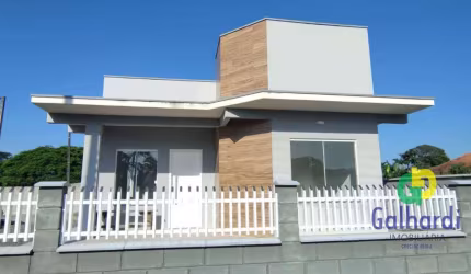Casa com 2 dormitórios à venda, 63 m² por R$ 435.000,00 - Praia Das Palmeiras - Itapoá/SC