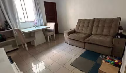 Ótimo apartamento de 3 Quartos no Bairro Floresta