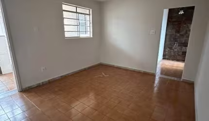Casa para alugar no Sagrada Família