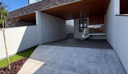 VENDE-SE SOBRADO NA PALHOÇA