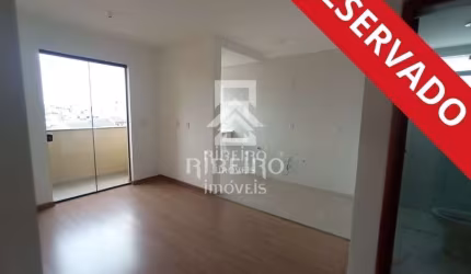 Apartamento com 3 quartos para alugar na Tenente Luiz de Oliveira Quadros, 576, Boneca do Iguaçu, São José dos Pinhais por R$ 1.400