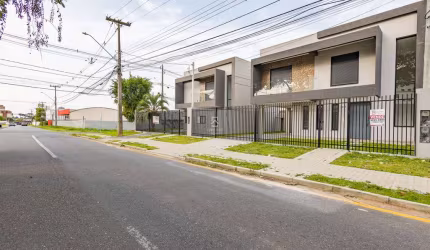 Casa com 3 quartos à venda na Boa Esperança, 283, Jardim Cruzeiro, São José dos Pinhais por R$ 750.000