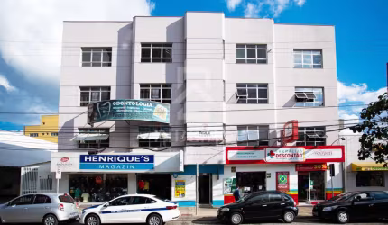 Sala comercial para alugar na Rua Quinze de Novembro, 2152, Centro, São José dos Pinhais por R$ 1.100