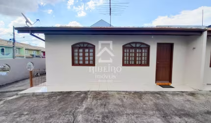Casa com 2 quartos à venda na Rua Professora Lourdes Grutter Bonin, 1133, Parque da Fonte, São José dos Pinhais por R$ 199.000