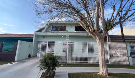 Casa com 3 quartos à venda na Lourenço Maoski, 55, Afonso Pena, São José dos Pinhais por R$ 820.000