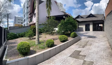 Casa com 4 quartos à venda na Rua União da Vitória, 523, Silveira da Motta, São José dos Pinhais por R$ 1.190.000