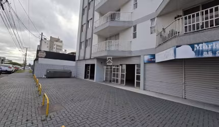 Ponto comercial para alugar na Rua Alberto Kosop, 190, Pinheirinho, Curitiba por R$ 6.100