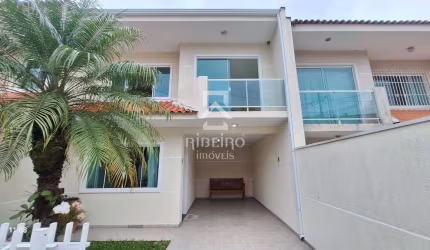 Casa com 3 quartos à venda na Rua Marechal Cândido Rondon, 111, Bom Jesus, São José dos Pinhais por R$ 650.000