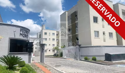 Apartamento com 2 quartos à venda na Rua Professora Magali Aparecida Pampuch, 33, Pedro Moro, São José dos Pinhais por R$ 249.000