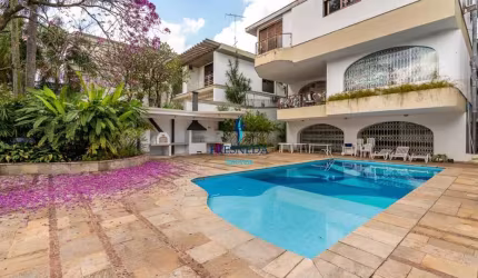 Casa (Casa Padrão) para Venda, 4 dorm(s), 4 suite(s), 4 vaga(s), 690 m²