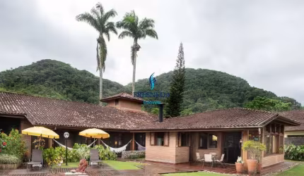 Casa (Casa Padrão) para Venda, 6 suite(s), 12 vaga(s), 592 m²