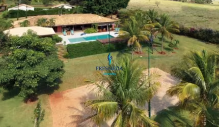 Casa (Casa Padrão) para Venda, 3 dorm(s), 4 suite(s), 830 m²