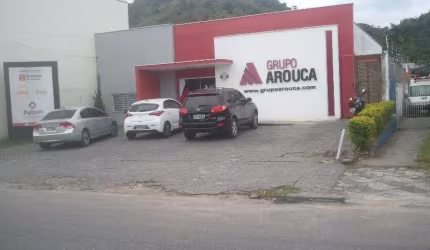 PREDIO COMERCIAL PARA VENDA NO CENTRO DE CARAGUATATUBA, DUAS ENTRADAS ( FRENTE E FUNDO ) - 350M² AC