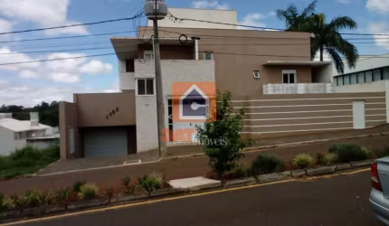 Triplex à venda no bairro Estrela