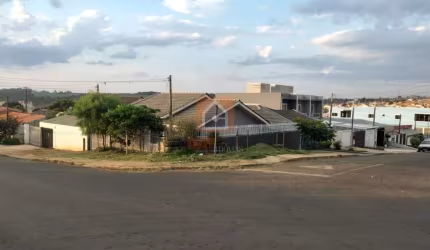 Casa à venda bairro Contorno