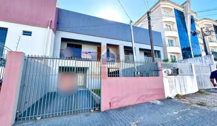 Sobrado à venda no bairro Jardim Carvalho