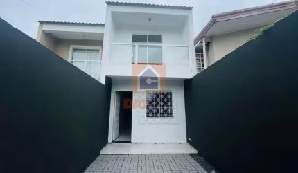 Sobrado à venda no bairro Neves
