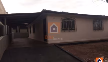 Casa à venda em Uvaranas