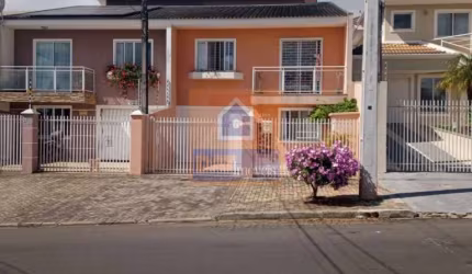 Sobrado à venda em Jardim Carvalho