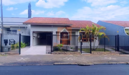 Casa à venda no bairro Jardim Carvalho