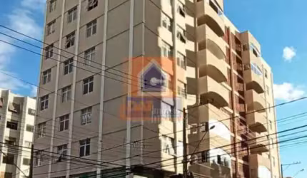 Apartamento à venda na região Central