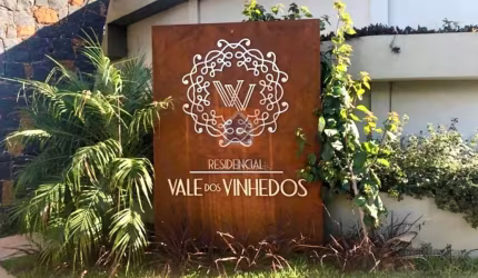 Terreno à venda no condomínio Residencial Vale dos Vinhedos