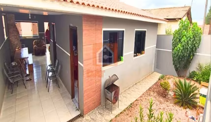 Casa à venda no bairro Jardim Carvalho