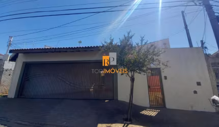 Casa com 3 quartos à venda na dos Manacás, 242, Parque Vista Alegre, Bauru por R$ 630.000