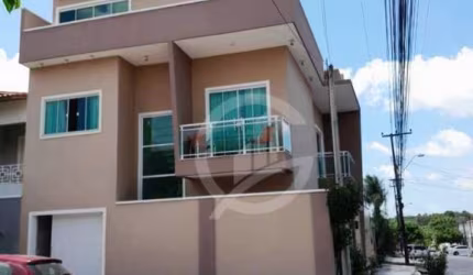 Casa Triplex de 186m² com 3 suítes, projeto arquitetônico na Maraponga por apenas 630.000.