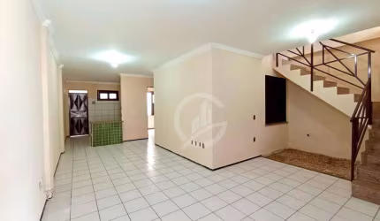 Vendo Linda Casa Duplex na Maraponga Melhor Localização, 4 Quartos, 3 Banheiros, 2 Vagas, Por Apenas 649.900.