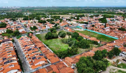 Terreno à venda, 10000 m² por R$ 18.000.000,00 - Edson Queiroz - Fortaleza/CE