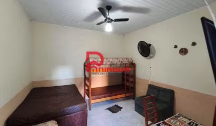 Casa de Condomínio com 1 quarto, Canto do Forte, Praia Grande - R$ 215 mil, Cod: 7352
