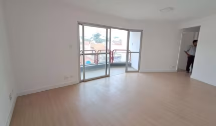 Apartamento para Venda em São Paulo, Mirandópolis, 3 dormitórios, 1 suíte, 3 banheiros, 2 vagas