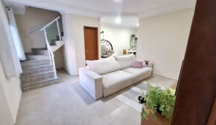 Sobrado com 3 suítes, 5 vagas e cozinha planejada – Próximo ao metro Vila Matilde – 177m²