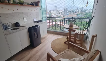 Lindo apartamento com os planejados ao lado do metrô Vila Matilde.