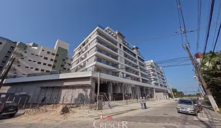 Cobertura duplex NOVA com 04 quartos em Caiobá.