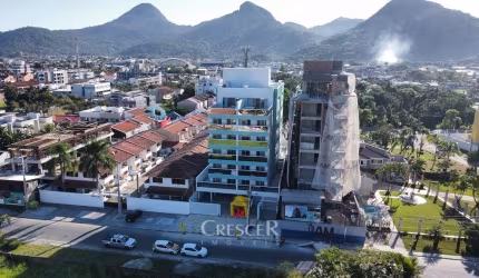 Apartamento NOVO com 03 quartos em Caiobá