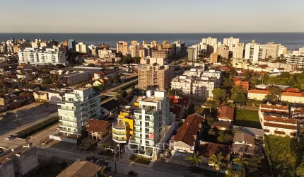 Apartamentos com 02 suítes em Caiobá!