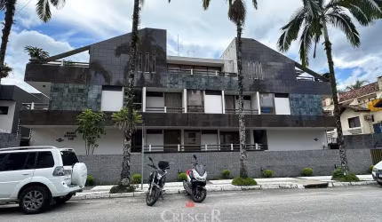 Apartamento mobiliado com 02 quartos em Caiobá.