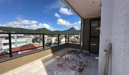 Coberturas duplex com 02 quartos em Caiobá.