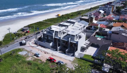 Sobrado frente mar em Matinhos