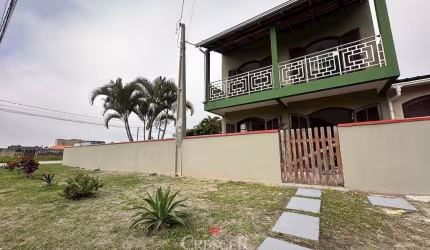 Sobrado com 03 quartos a venda em Matinhos