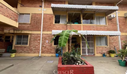 Apartamento próximo ao mar a venda em Matinhos